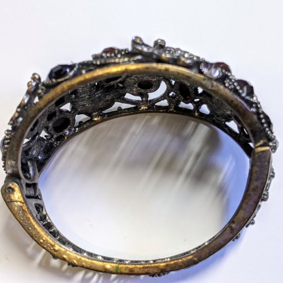 Big Rhinestone Boho Rhinestone Scrolled Bracelet - Picture 3 of 6